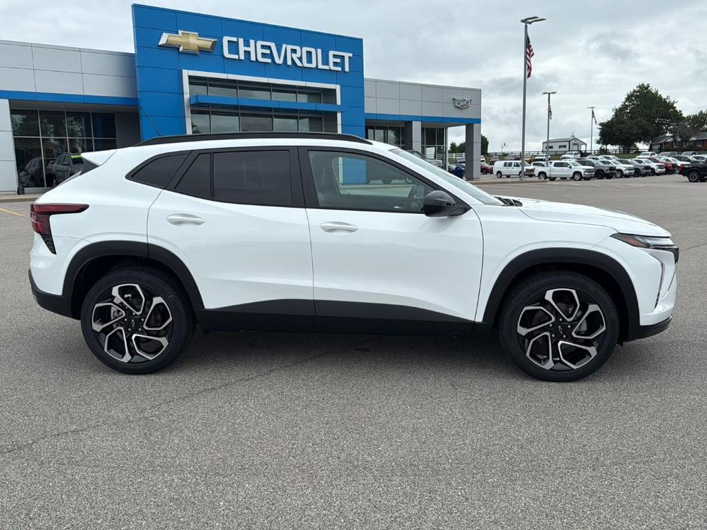 new 2025 Chevrolet Trax car, priced at $27,850
