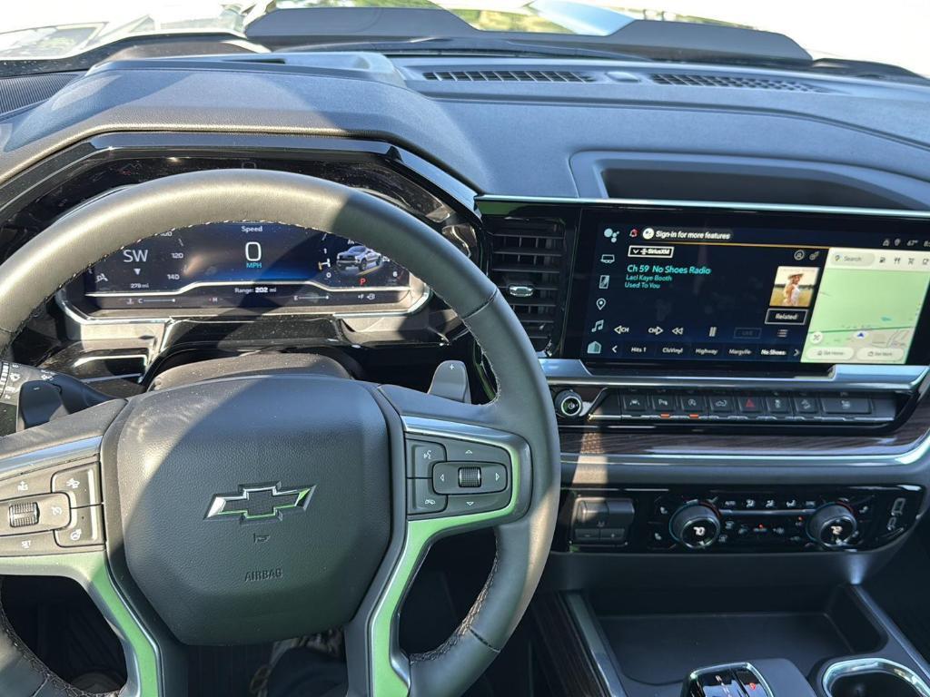 used 2024 Chevrolet Silverado 1500 car, priced at $60,895