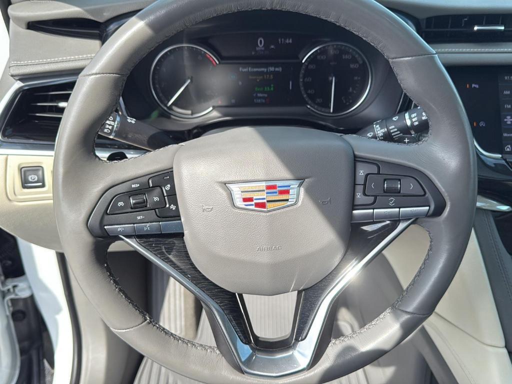 used 2020 Cadillac XT6 car, priced at $30,445