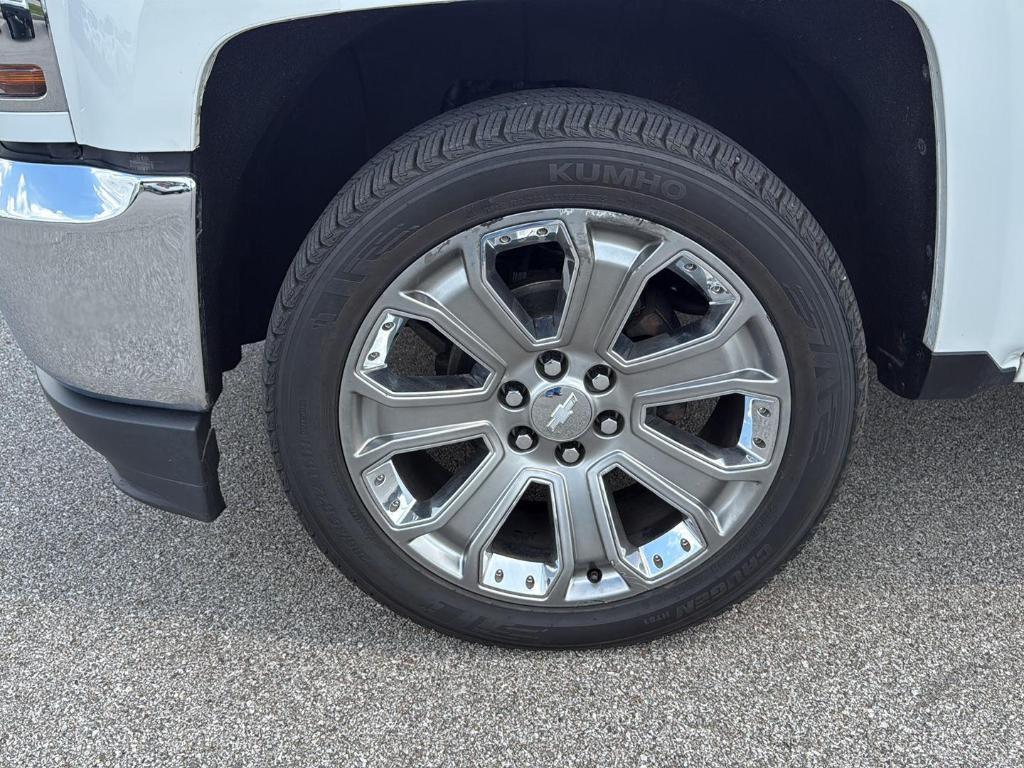 used 2018 Chevrolet Silverado 1500 car, priced at $27,995