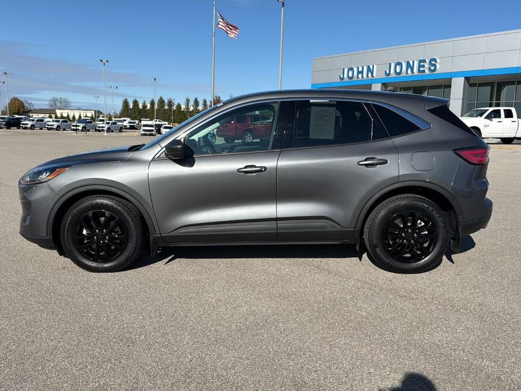 used 2022 Ford Escape car, priced at $15,995