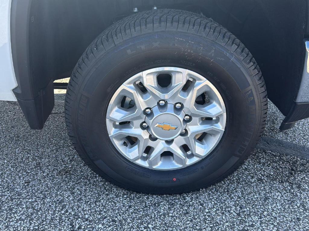 new 2025 Chevrolet Silverado 3500 car, priced at $65,280