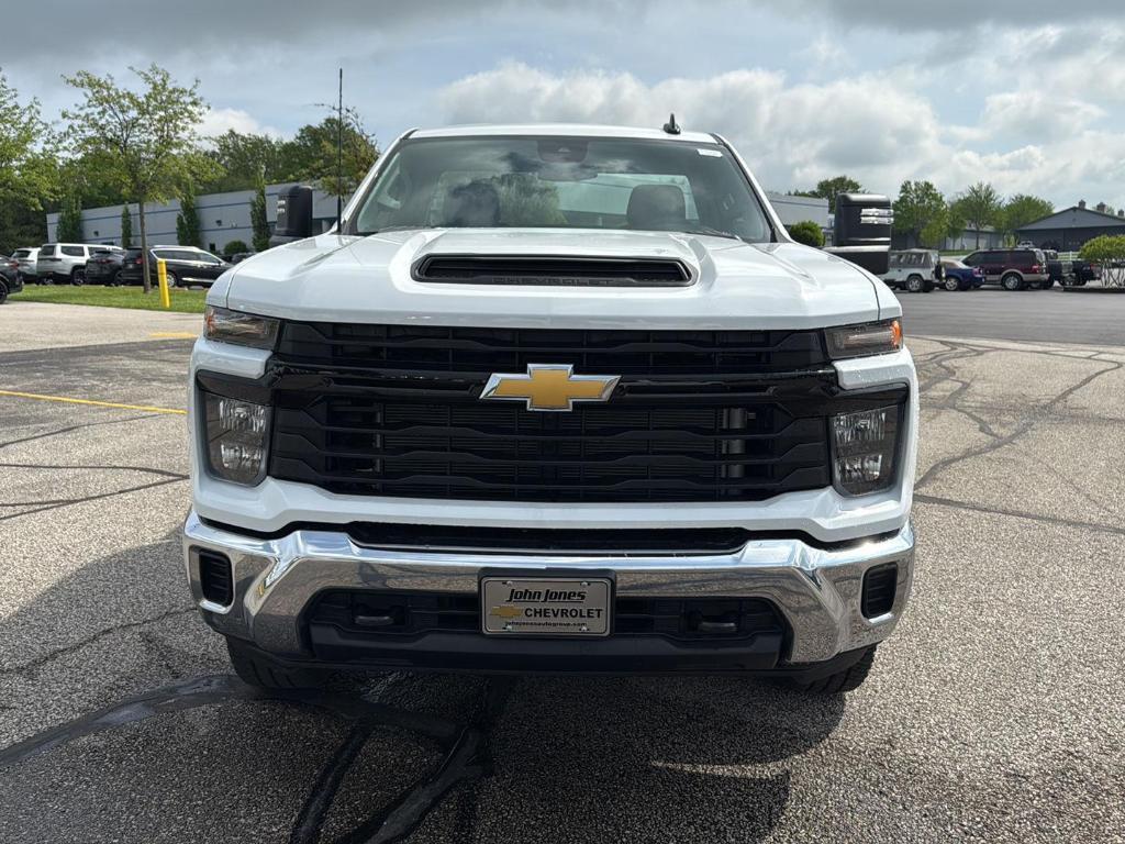 new 2025 Chevrolet Silverado 3500 car, priced at $51,690