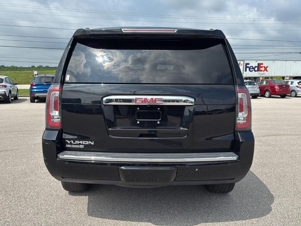 used 2016 GMC Yukon car, priced at $22,500