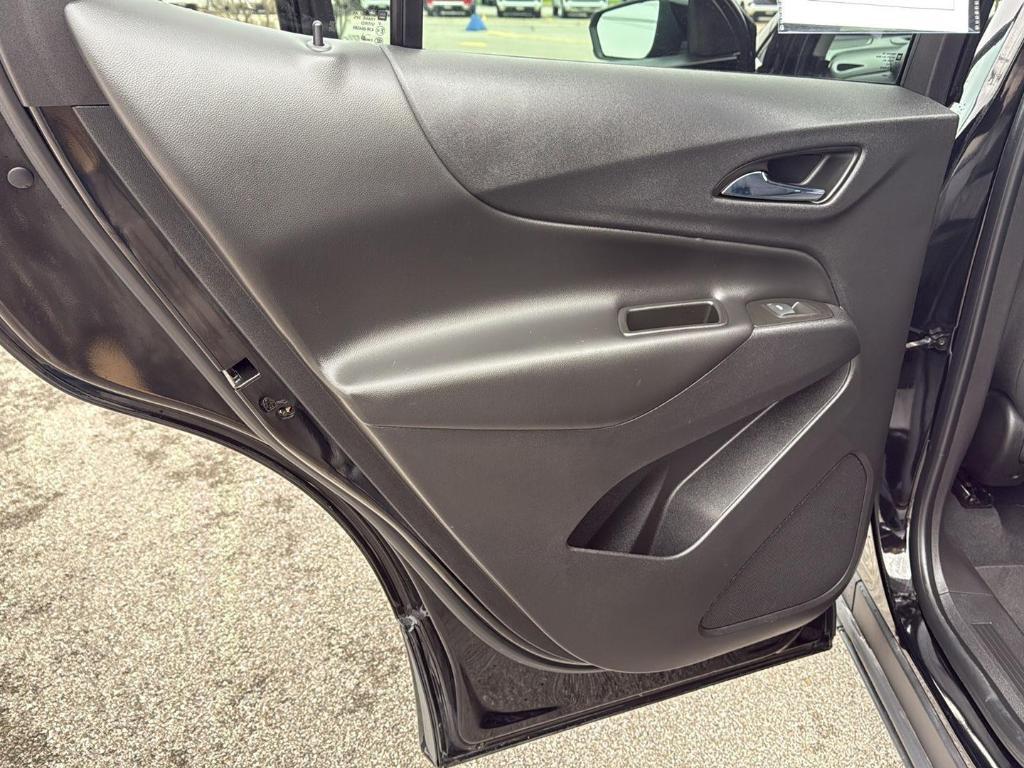 used 2022 Chevrolet Equinox car, priced at $15,995
