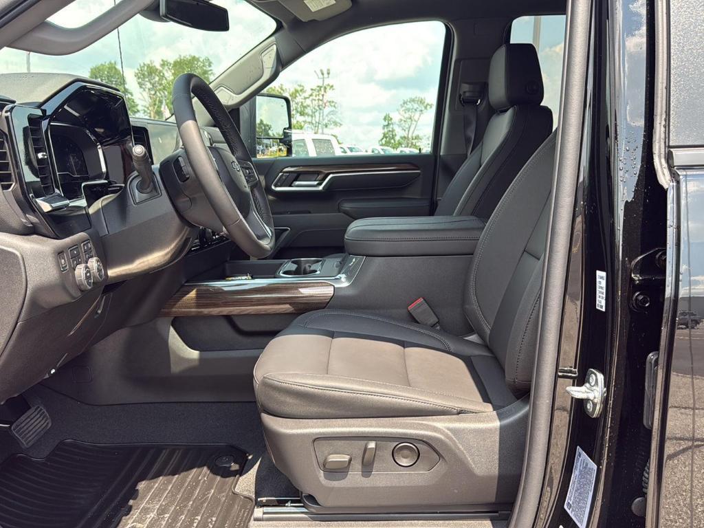 new 2025 Chevrolet Silverado 2500 car, priced at $67,395