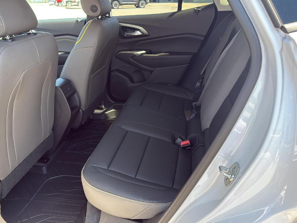 new 2025 Chevrolet Trax car, priced at $26,980