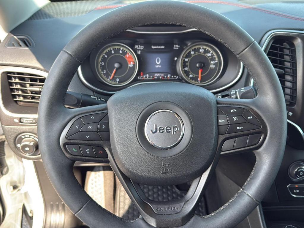 used 2022 Jeep Cherokee car, priced at $28,495