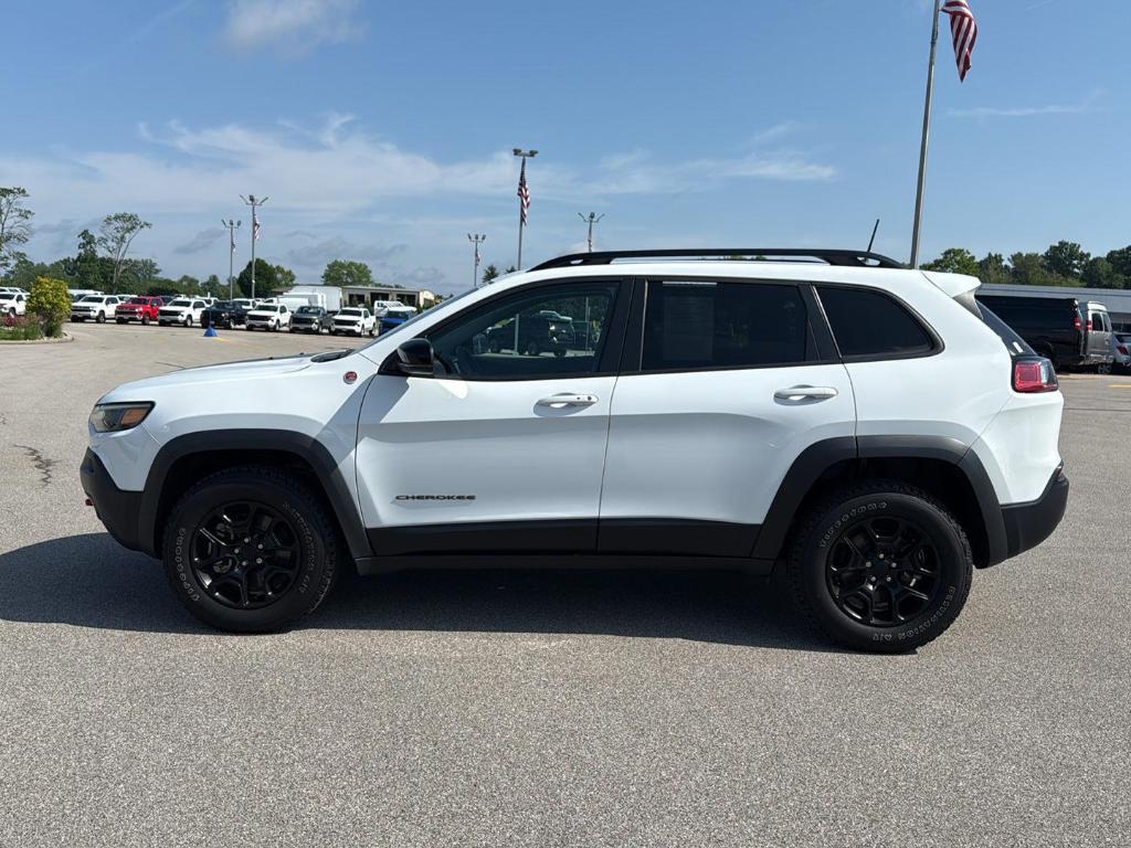 used 2022 Jeep Cherokee car, priced at $28,495