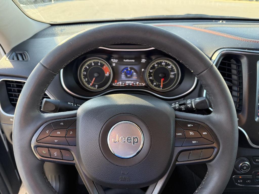 used 2022 Jeep Cherokee car, priced at $28,995