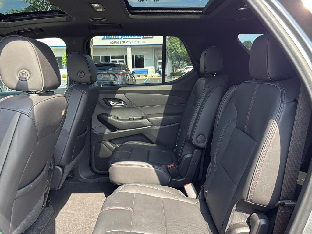 used 2023 Chevrolet Traverse car, priced at $42,995