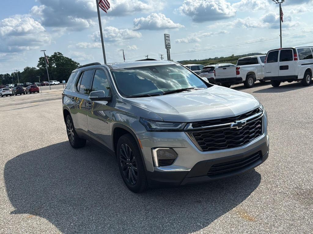 used 2023 Chevrolet Traverse car, priced at $42,995