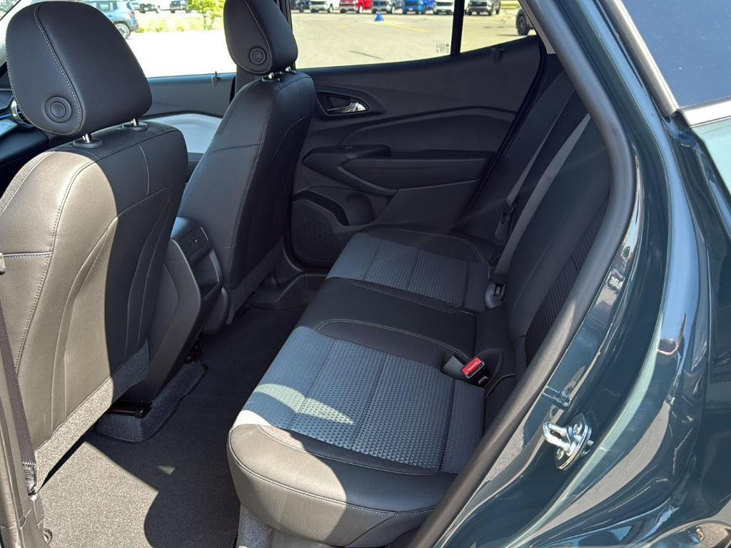 new 2025 Chevrolet Trax car, priced at $25,485