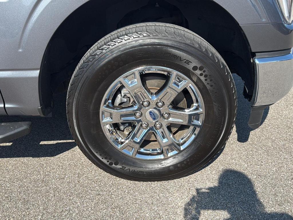 used 2021 Ford F-150 car, priced at $37,995