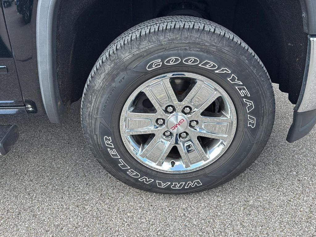 used 2015 GMC Sierra 1500 car, priced at $22,745