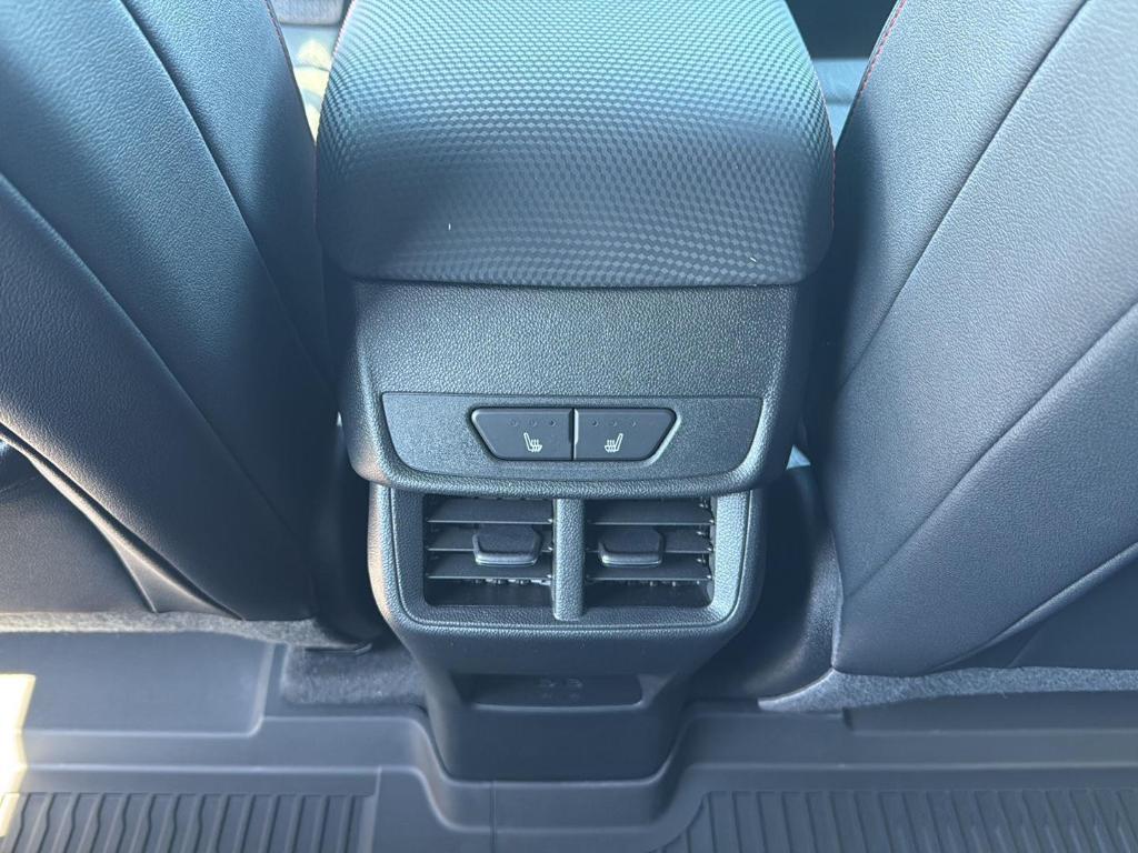 new 2026 Chevrolet Equinox car, priced at $35,680