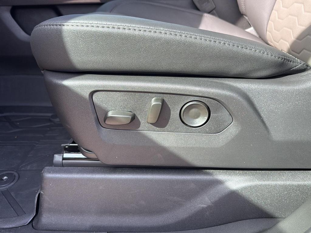 new 2026 Chevrolet Silverado 2500 car, priced at $88,120