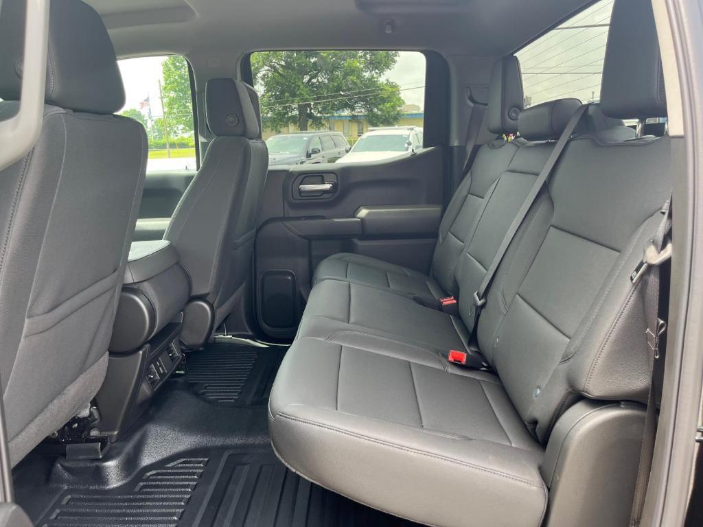 new 2025 Chevrolet Silverado 1500 car, priced at $52,082