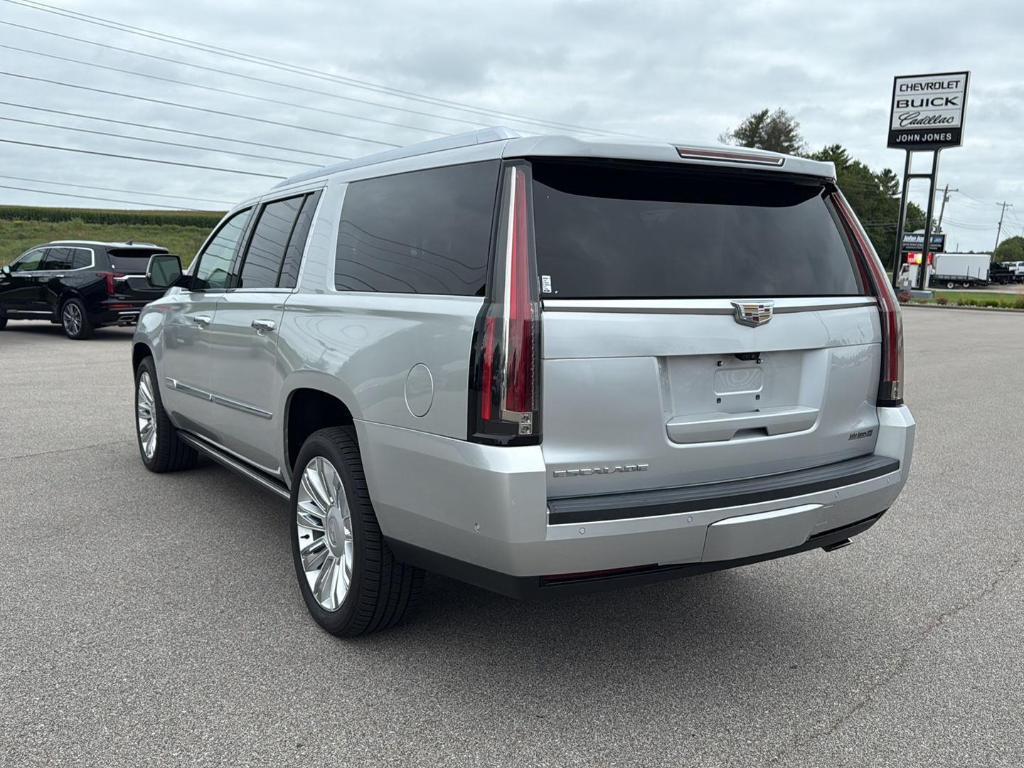 used 2017 Cadillac Escalade ESV car, priced at $30,995