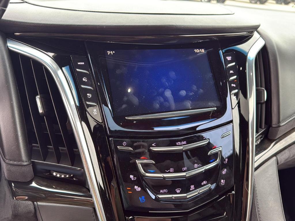 used 2017 Cadillac Escalade ESV car, priced at $30,995