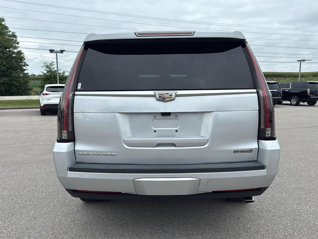 used 2017 Cadillac Escalade ESV car, priced at $30,995