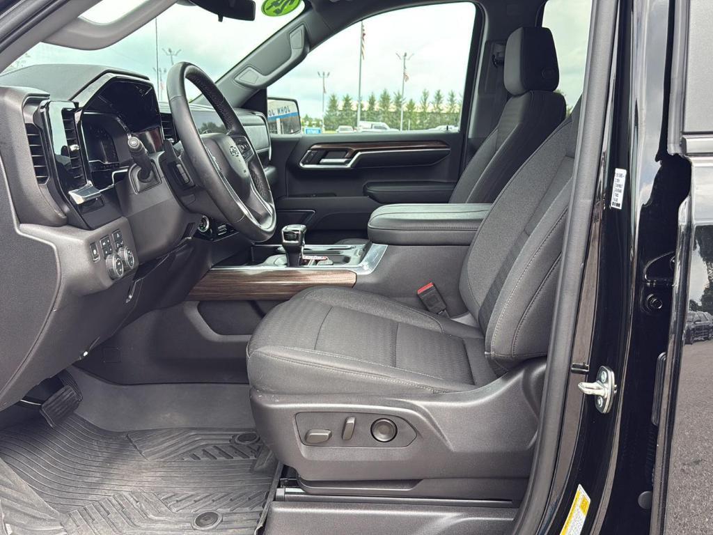 used 2024 Chevrolet Silverado 1500 car, priced at $53,900