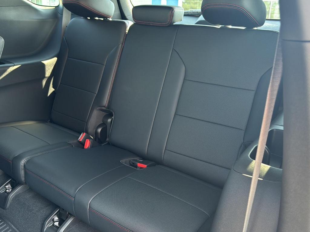 new 2026 Chevrolet Traverse car, priced at $52,660