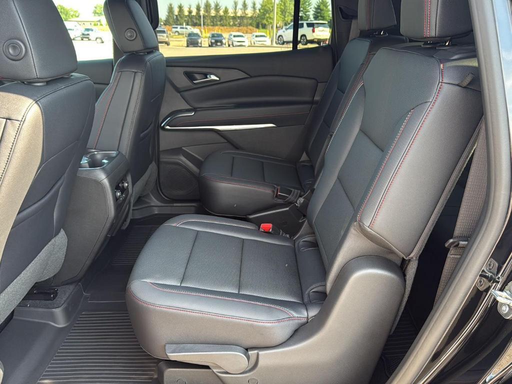 new 2026 Chevrolet Traverse car, priced at $52,660