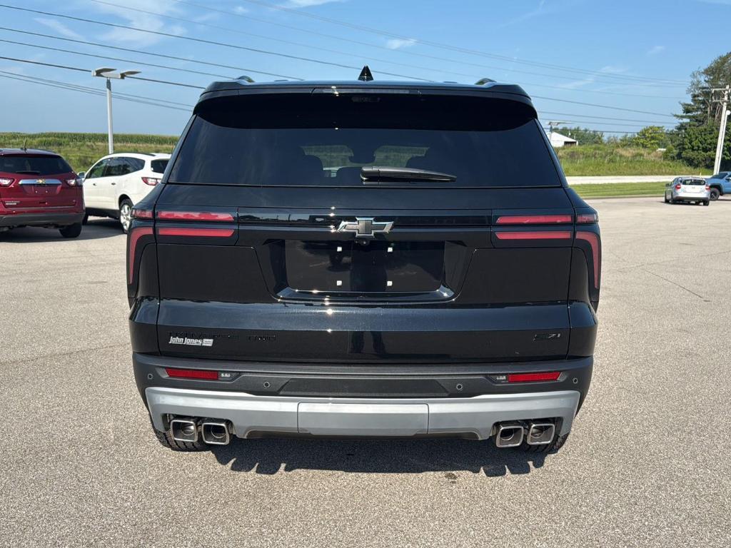 new 2026 Chevrolet Traverse car, priced at $52,660