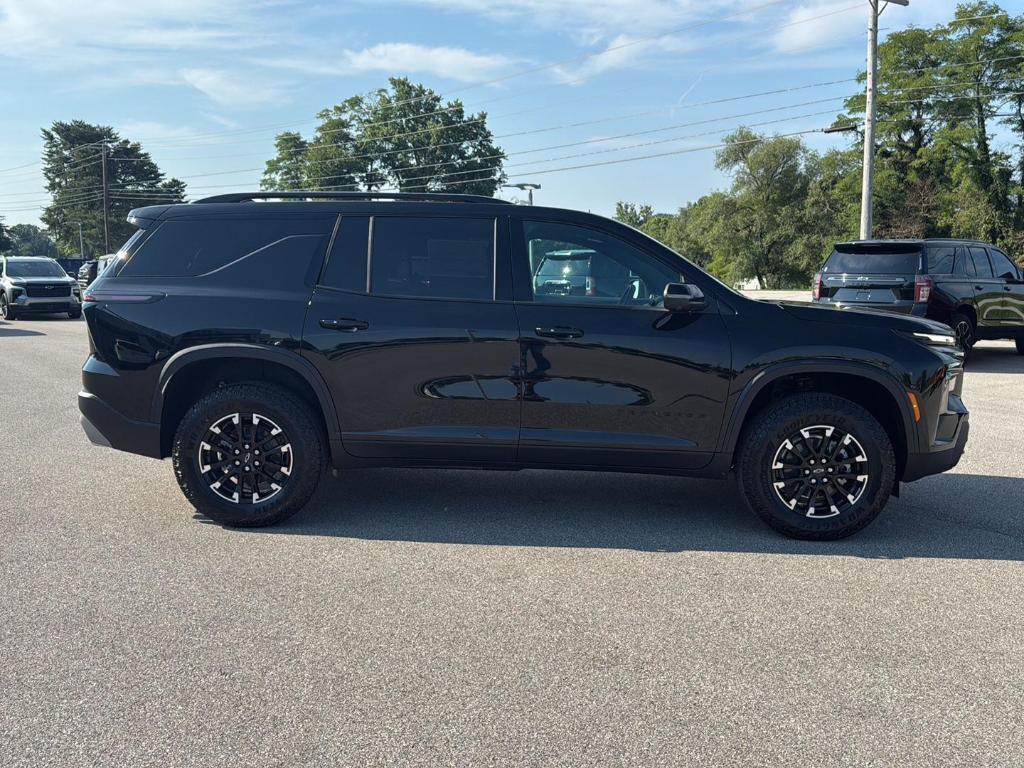 new 2026 Chevrolet Traverse car, priced at $52,660
