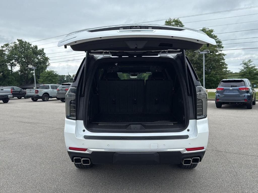 new 2025 Chevrolet Suburban car, priced at $91,315