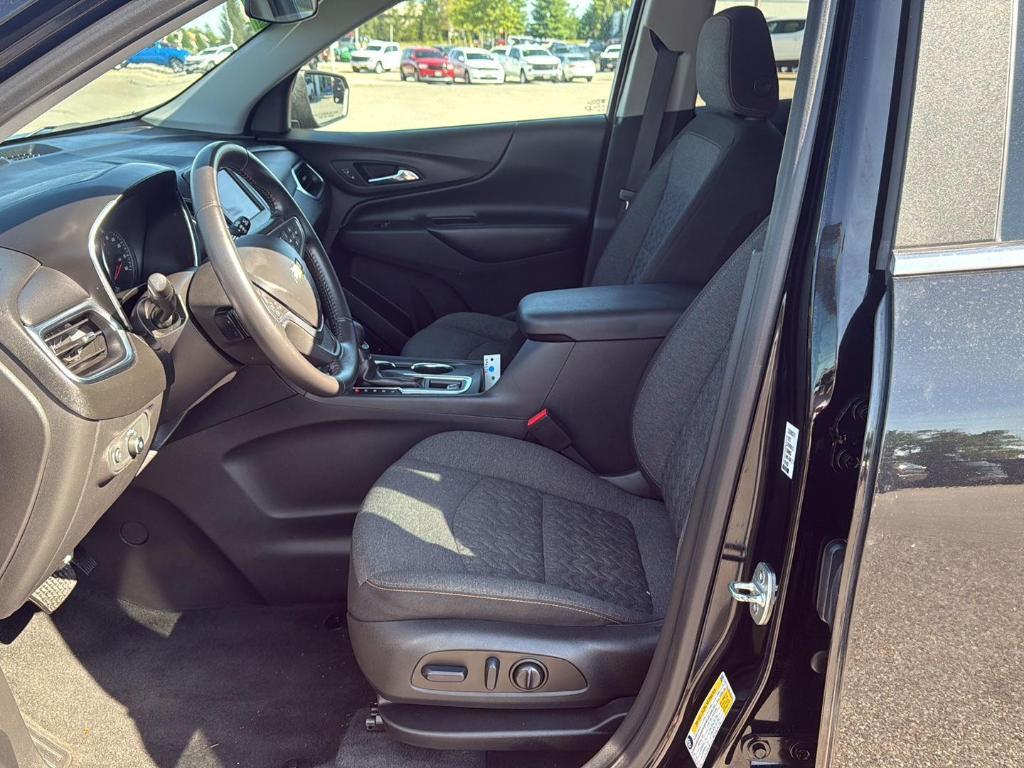 used 2022 Chevrolet Equinox car, priced at $22,695