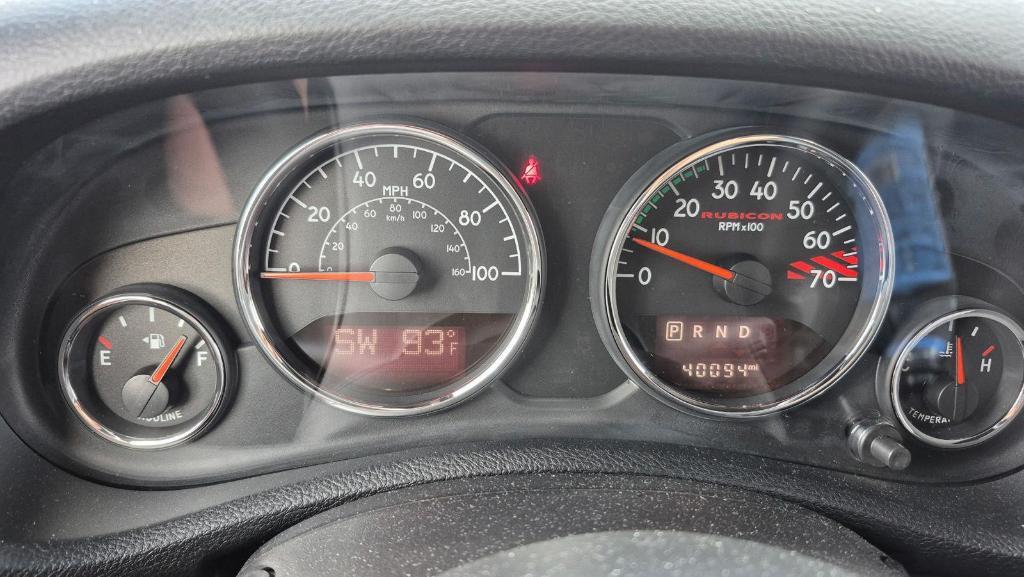 used 2015 Jeep Wrangler Unlimited car, priced at $28,995
