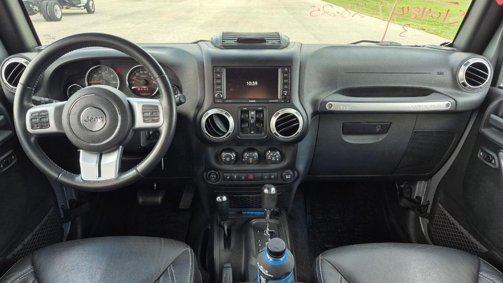 used 2015 Jeep Wrangler Unlimited car, priced at $28,995