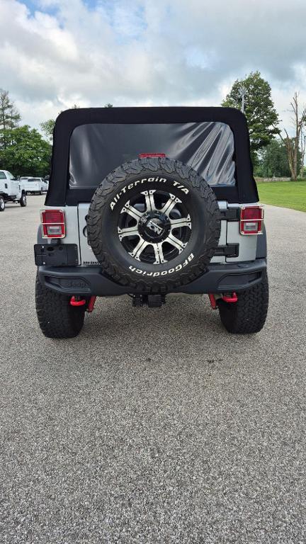 used 2015 Jeep Wrangler Unlimited car, priced at $28,995