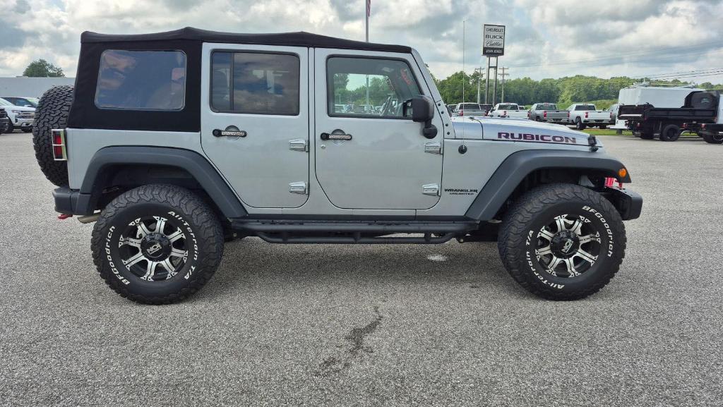 used 2015 Jeep Wrangler Unlimited car, priced at $28,995