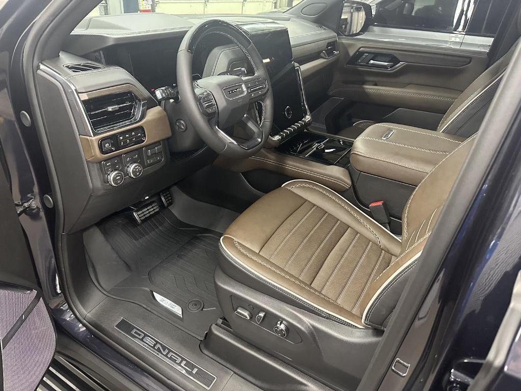 used 2026 GMC Yukon car, priced at $115,000