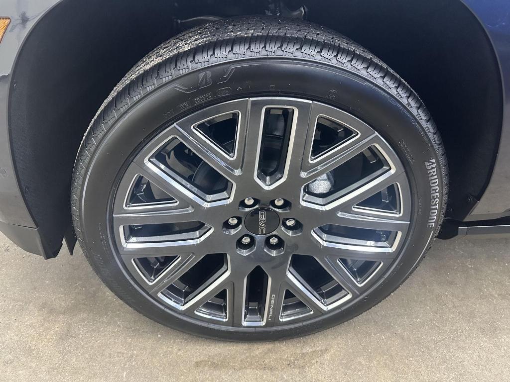 used 2026 GMC Yukon car, priced at $115,000