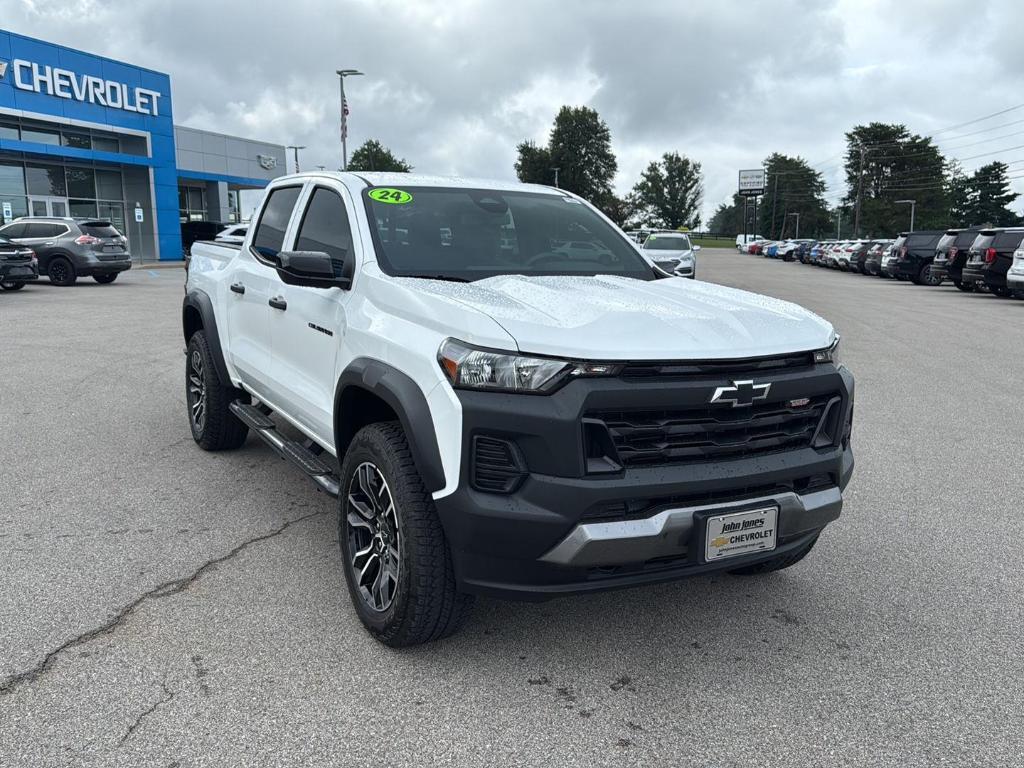 used 2024 Chevrolet Colorado car, priced at $40,995