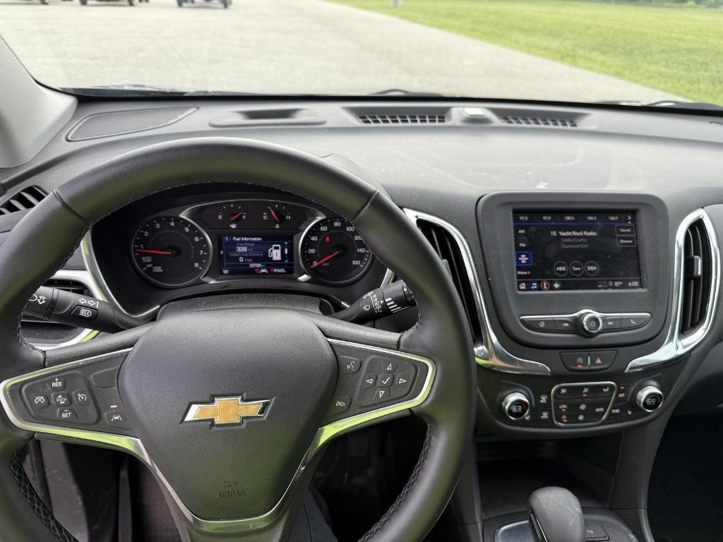 used 2023 Chevrolet Equinox car, priced at $25,995