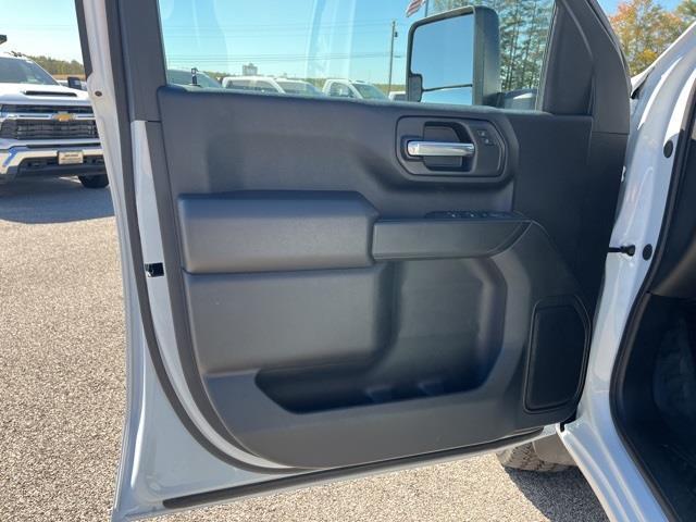 new 2024 Chevrolet Silverado 2500 car, priced at $68,812