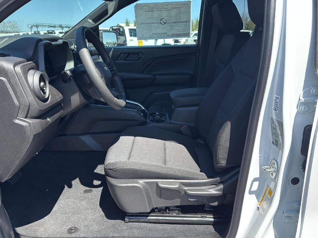 new 2025 Chevrolet Colorado car, priced at $34,010