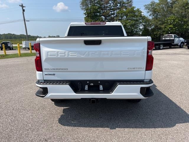new 2024 Chevrolet Silverado 1500 car, priced at $45,695