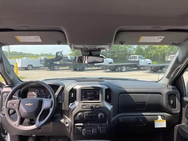 new 2024 Chevrolet Silverado 1500 car, priced at $45,695