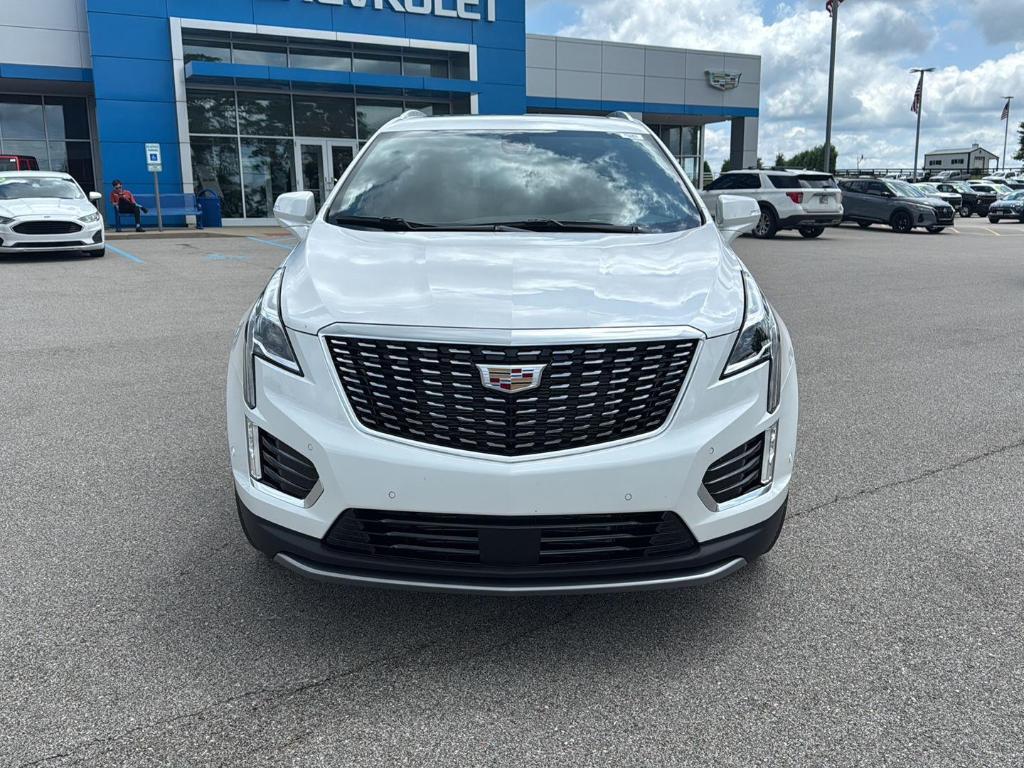new 2025 Cadillac XT5 car, priced at $58,390