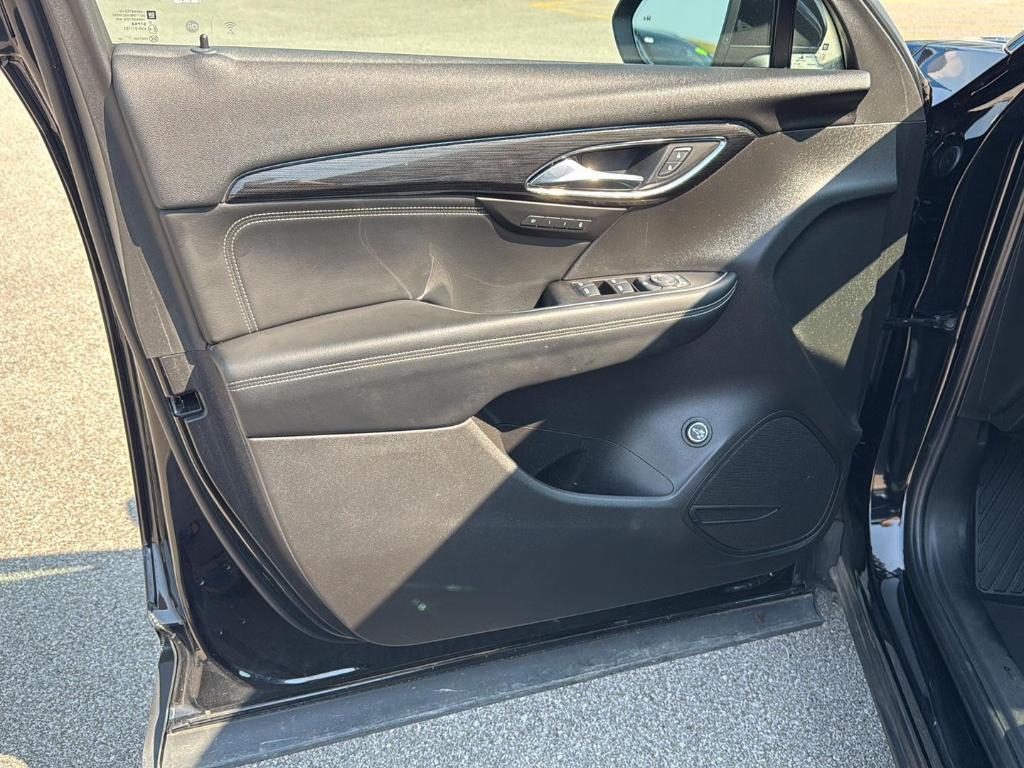 used 2022 Buick Envision car, priced at $26,990