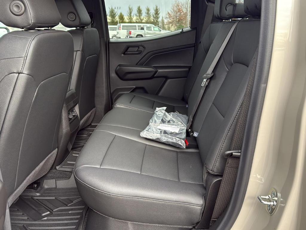 new 2026 Chevrolet Colorado car, priced at $44,900