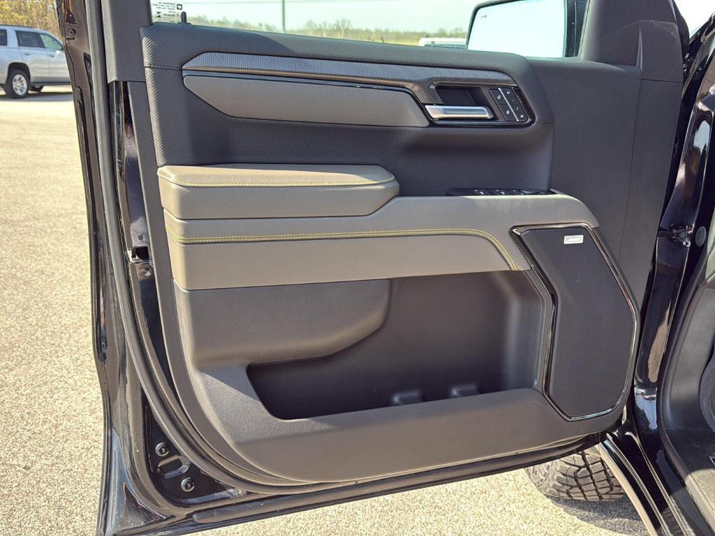 used 2024 Chevrolet Silverado 1500 car, priced at $68,995