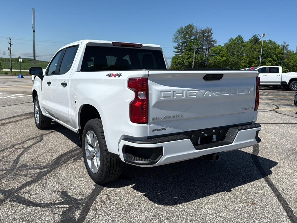 new 2025 Chevrolet Silverado 1500 car, priced at $43,005