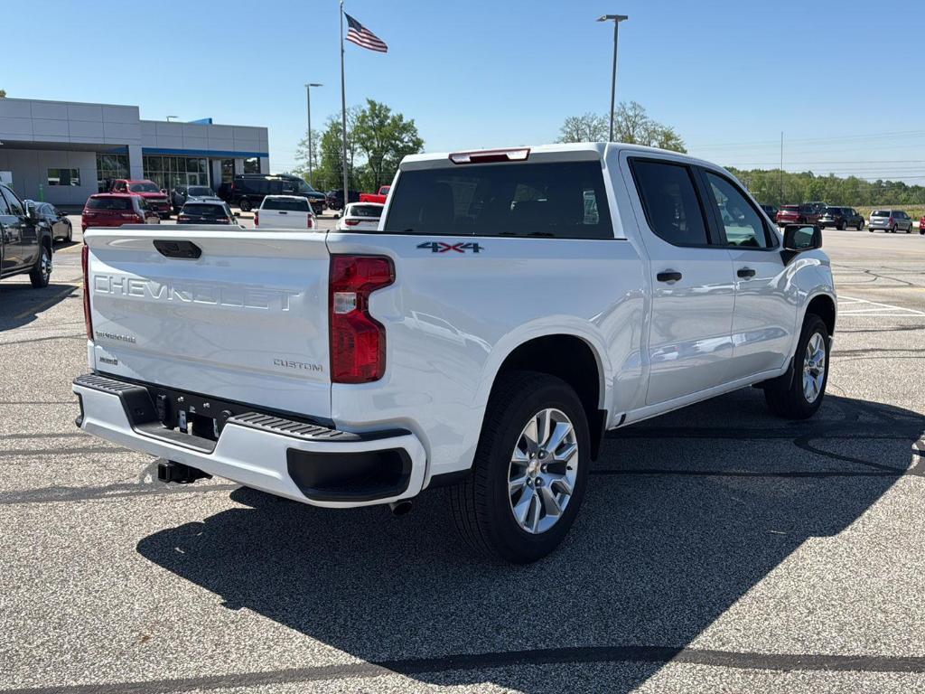 new 2025 Chevrolet Silverado 1500 car, priced at $43,005